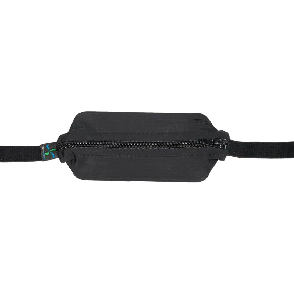 Kids black with black zipper SPI belt closed with Omnipod 5 controller.