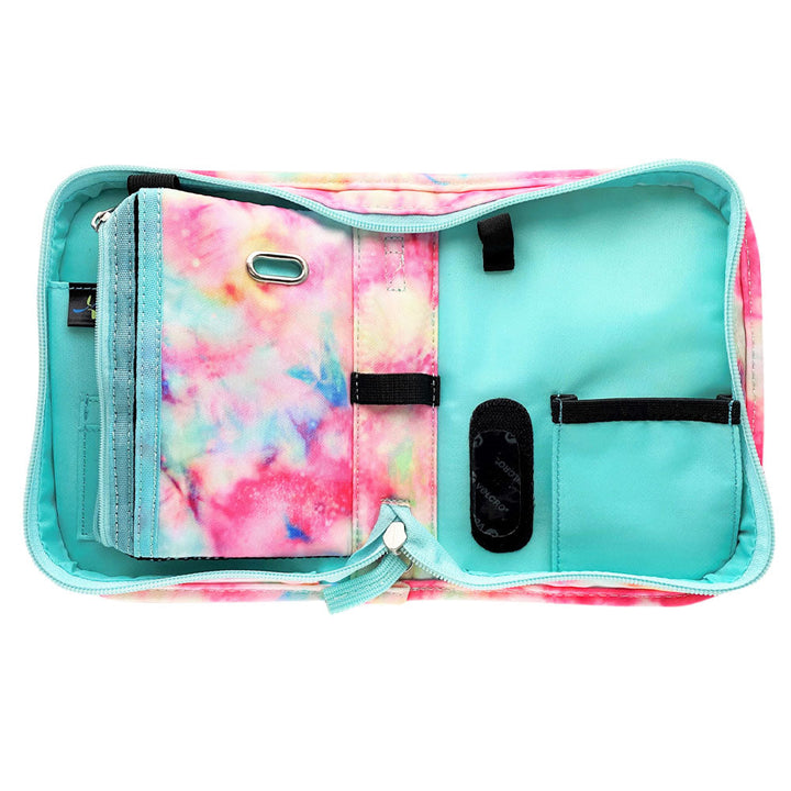 Inside of the Dream Omnipod Case on the right showing the pockets to keep all your diabetic supplies organized.