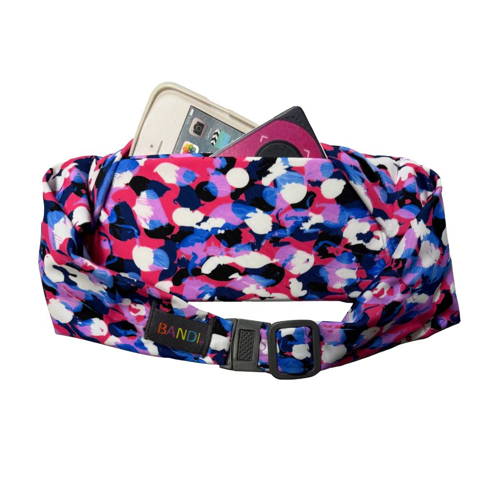 Bubbles Bandi Wear Pocket Belt designed for comfort and practicality, perfect for carrying essentials securely and hands-free with phone in it. 