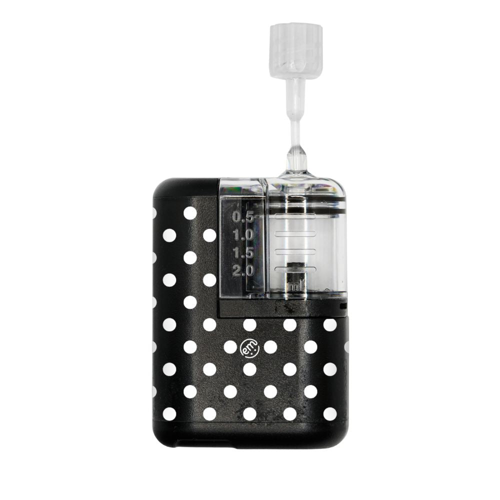 Tandem Mobi pump with an Expression Med black and white polka dots sticker on it. 