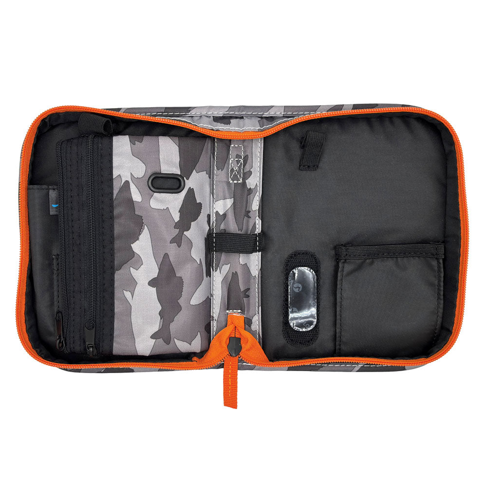 Inside of the Deep Dive Omnipod Case on the left showing the pockets to keep all your diabetic supplies organized. 